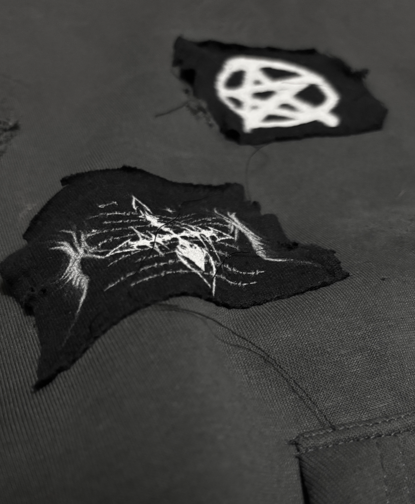 1/1 LOGO PATCH HOODIE